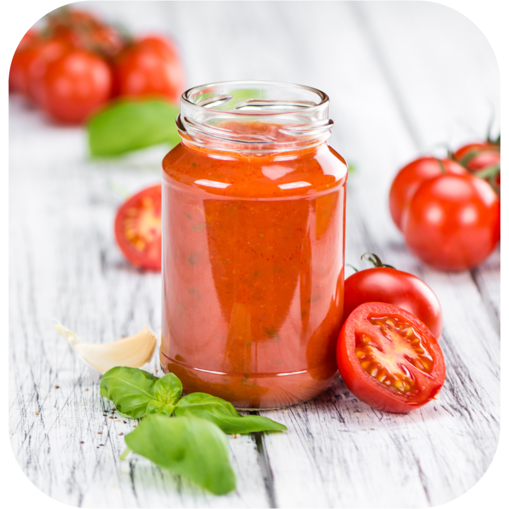 Tomato sauce and tomatos